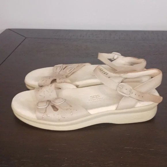 SAS Duo Quarter Strap Sandals Womens 6.5 Beige Comfort Leather Walking Shoes USA - Picture 2 of 8
